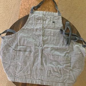 Hedley & Bennett apron